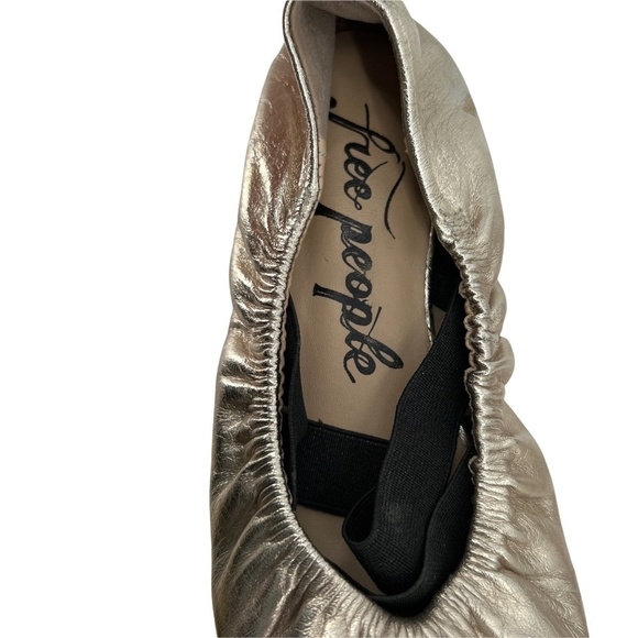 Free People Gold Pointed Toe Slip On Ballet Flats Size 36 Women’s - Picture 2 of 6